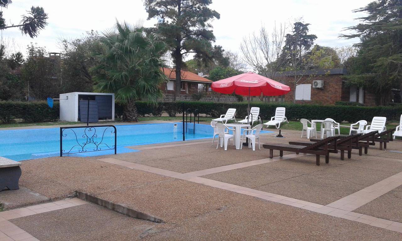 Brisas Del Rio Apart Hotel Termas del Daymán Exterior foto
